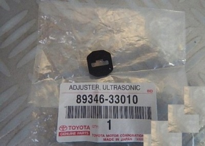 Lexus is gs ls rx крепеж кронштейн датчика заднего вида pdc 89346-35010 фото №1