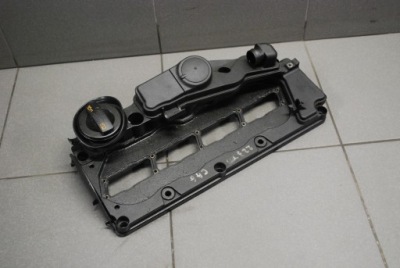 Кришка клапанів audi 2.0 tdi cag 03l103469a фото №1