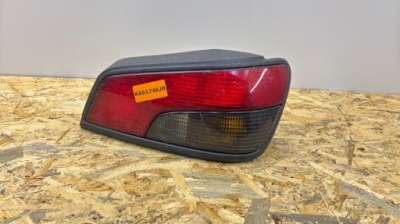 Peugeot 306 правая лампа задняя задняя 91102 ka8/l748jr фото №1