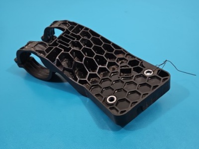 Кронштейн кронштейн фільтра пального bmw x6 e71 фото №1