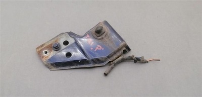 Maverick tribute кронштейн крыла правый перед фото №1