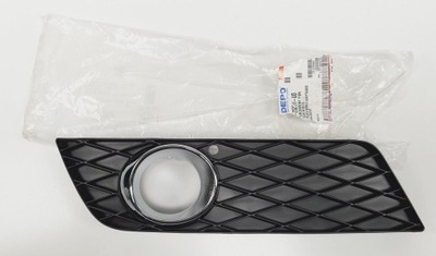 Молдинг заглушка протитуманної фари права mercedes w169 фото №1