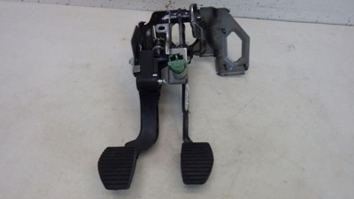 Педаль педалі гальма зчеплення opel crossland x 1.2 12v turbo 9807334080 фото №1