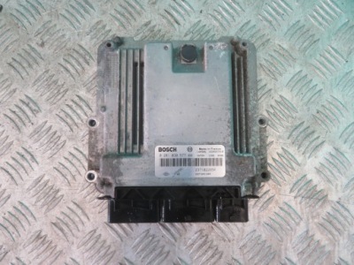 Бортовой компьютер блок управления двигателя renault master opel movano 0281030577 фото №1