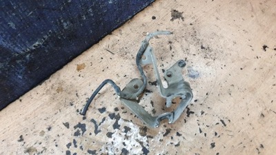 Mazda tribute i кронштейн тросов переключения передач фото №1