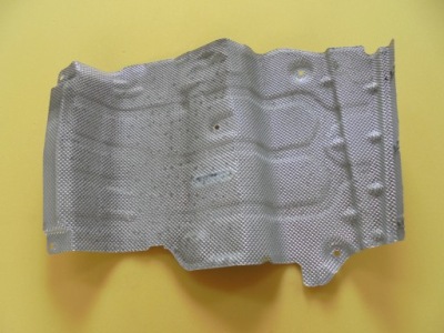 Mercedes c klasa w 206 захист теплова фото №1