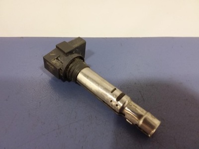 Vw polo iv 9n 1.2 12v катушка зажигания r0401s00400 фото №1