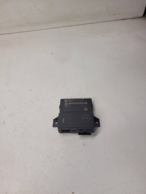 Модуль блок управления шлюз audi q3 8u 8u0907468q фото №1