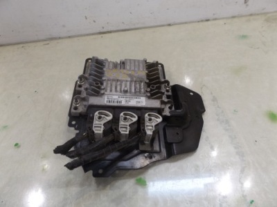 Mazda ii 2 de 1,4 d бортовий комп'ютер 8v21-12a650-cd фото №1