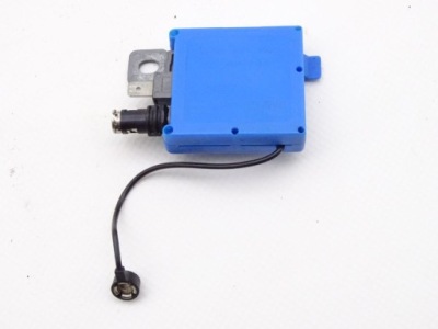 Land rover discovery ii 98-04 усилитель антенны фото №1