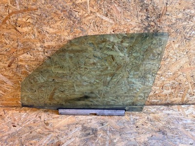 Стекло левый перед mercedes w124 kombi фото №1