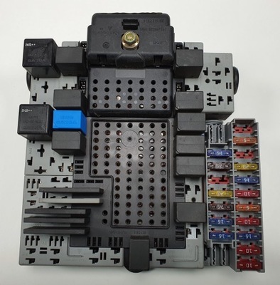 Коробка запобіжників bsi volvo xc90 i 8622520 фото №1