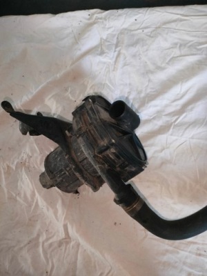 Bmw оригинальный номер 1714215 фото №1