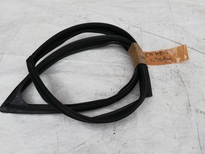 Прокладка стекло дверь правый задняя kia ceed ii hb фото №1