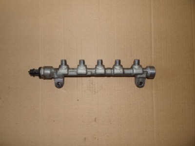 Молдинг впрыскная 0445214181 rio ii ceed 1.5 crdi фото №1