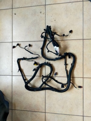 Volvo v60 s60 2018 - електропроводка джгут перед передня 31499877 фото №1