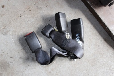 Subaru outback iii 03-09 комплект защёлки ремней задняя фото №1