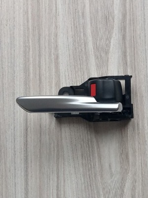 Ручка внутренняя правый перед toyota corolla e21 фото №1