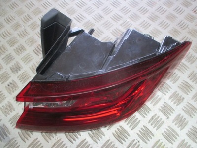 Лампа правая lub левая renault megane iv hb 15r- фото №1