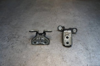 Петля петлі двері правий перед toyota avensis iii t27 lift t29 фото №1