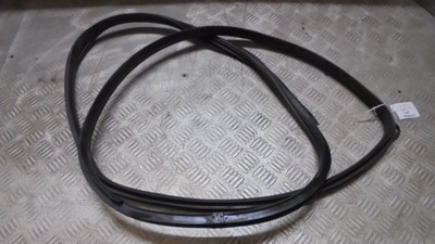 Прокладка кузов права задня hyundai i40 2014 kombi фото №1