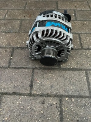 Генератор renault trafic 3 рестайлинг  2,0 blue dci 231004436r фото №1