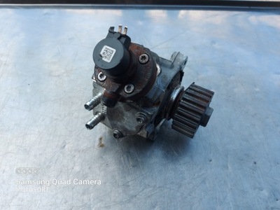 Audi q3 2.0tdi насос упорскування 05l130755 фото №1