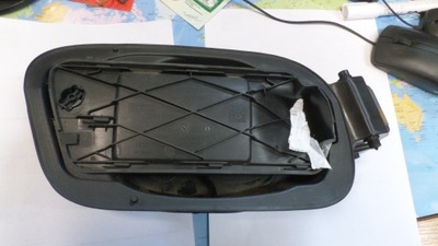 Audi a3 8y крышка багажника заливной топлива 8y4809906 фото №1