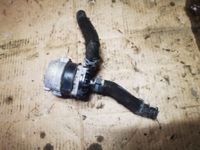 Дополнительная помпа насос wody audi rs4 rs5 q5 8k0965567c фото №1