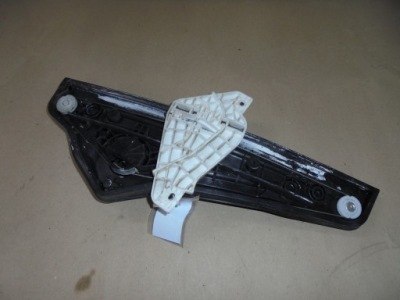 Механізм скло правий перед hyundai veloster 11r фото №1