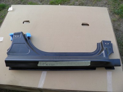 Порог правый перед блок двигателя peugeot 208 1607253780 фото №1