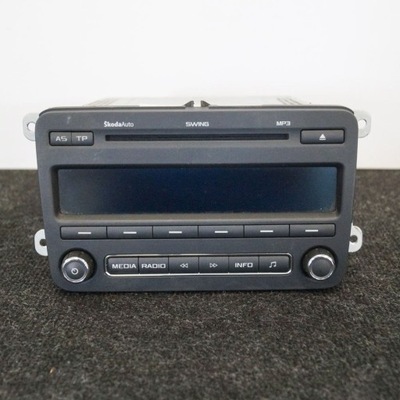 Skoda fabia mk2 5j 2010 панель / радиопроигрыватель cd/dvd/gps фото №1