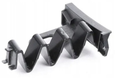 Напрямна бампера лівий audi a4 b9 2015- фото №1