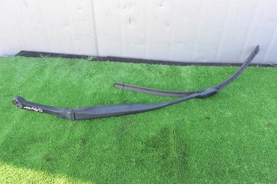 Важіль двірники ліва перед maserati ghibli iii фото №1