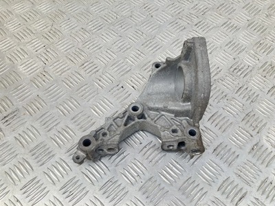 Кронштейн підпора піввісь mercedes a klasa w177 1.3 cgi фото №1