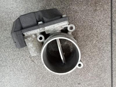 Vw crafter 2.5 tdi дросельна заслінка 076128063a фото №1