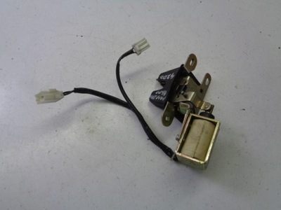 Замок кришки задня maserati 4200 фото №1