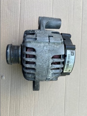 Генератор opel insignia a 2.0 cdti 13502581 фото №1