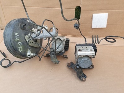 Hilux 2007-2015 насос abs 44510-71030 89541-71030 фото №1