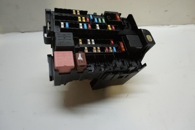 Коробка предохранителей renault laguna iii coupe фото №1