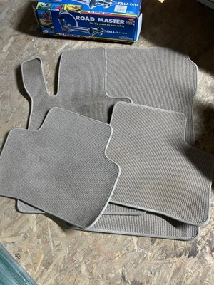 ORIGINAL ALFOMBRILLAS DE FELPA MERCEDES GLK W204  