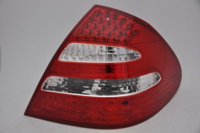 Mercedes e w211 02-06 фара задняя правый  новая led ^ фото №1