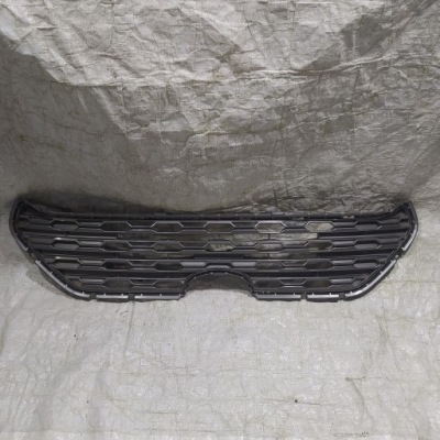 Решётка радиатора решётка радиатора бампера перед toyota rav4 v 18- 53112-42190 фото №1