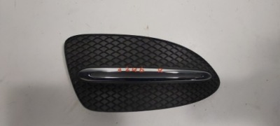 Mercedes b-klasa рестайлінг  решітка бампера праві перед фото №1