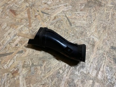 Шланг труба повітрозабірник повітря lexus nx200 nx 200 17752-36030 фото №1