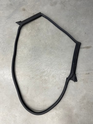 Прокладка дверь правый задняя a5 8w оригинал идеальное состояние 8w8 фото №1