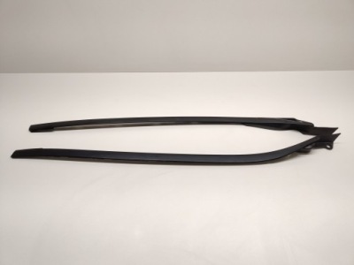 Lexus rx v 450h молдинг боковая стекло лобовое оригинал 2022- фото №1