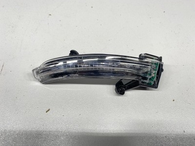 Поворотник дзеркало led правий renault megane iv фото №1