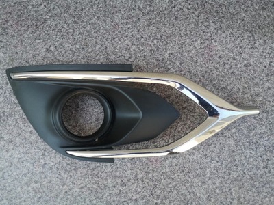 Mitsubishi space star 2 ii lift 16- 2016- хром решітка права фото №1