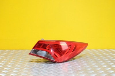 Hyundai accent 2012-2014 лампа задняя правая usa фото №1